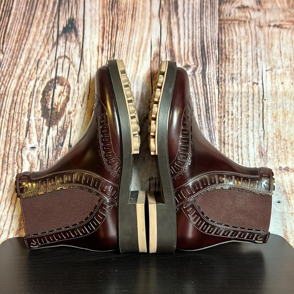 Tod’s Leather Chelsea Boots Womens Sz 34.5 - Picture 8 of 10